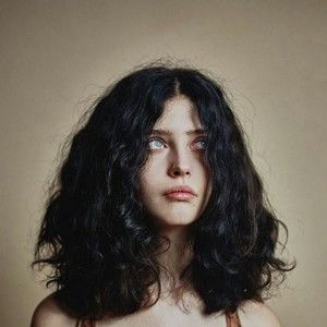 Meet your Posher, Claire